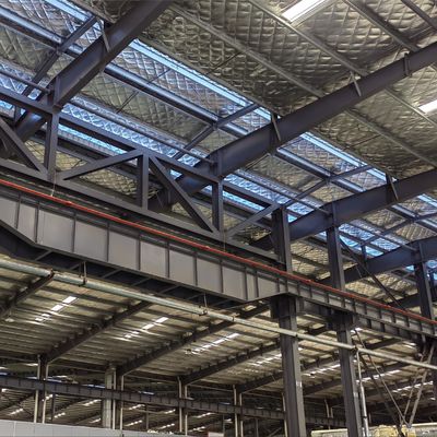 Magazyn z prefabrykowanej konstrukcji stalowej Q355 z profilami H