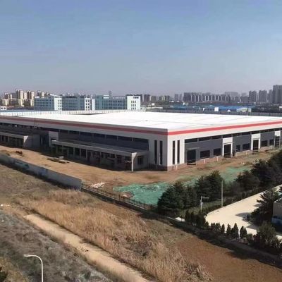 Niestandardowa, ocynkowana ogniowo, prefabrykowana konstrukcja stalowa warsztatu