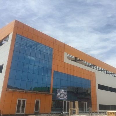 Q345 Domy prefabrykowane ze stali OEM Budynek konstrukcji prefabrykowanych ze stali